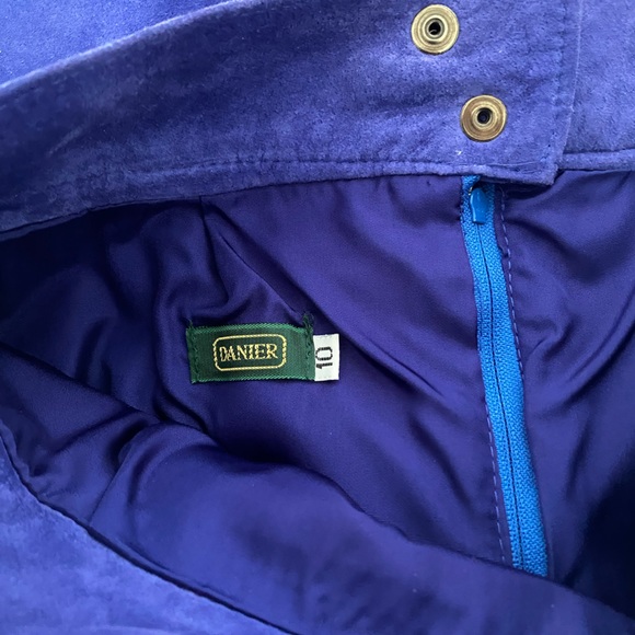 Vintage Danier Suede Skirt - Picture 2 of 3